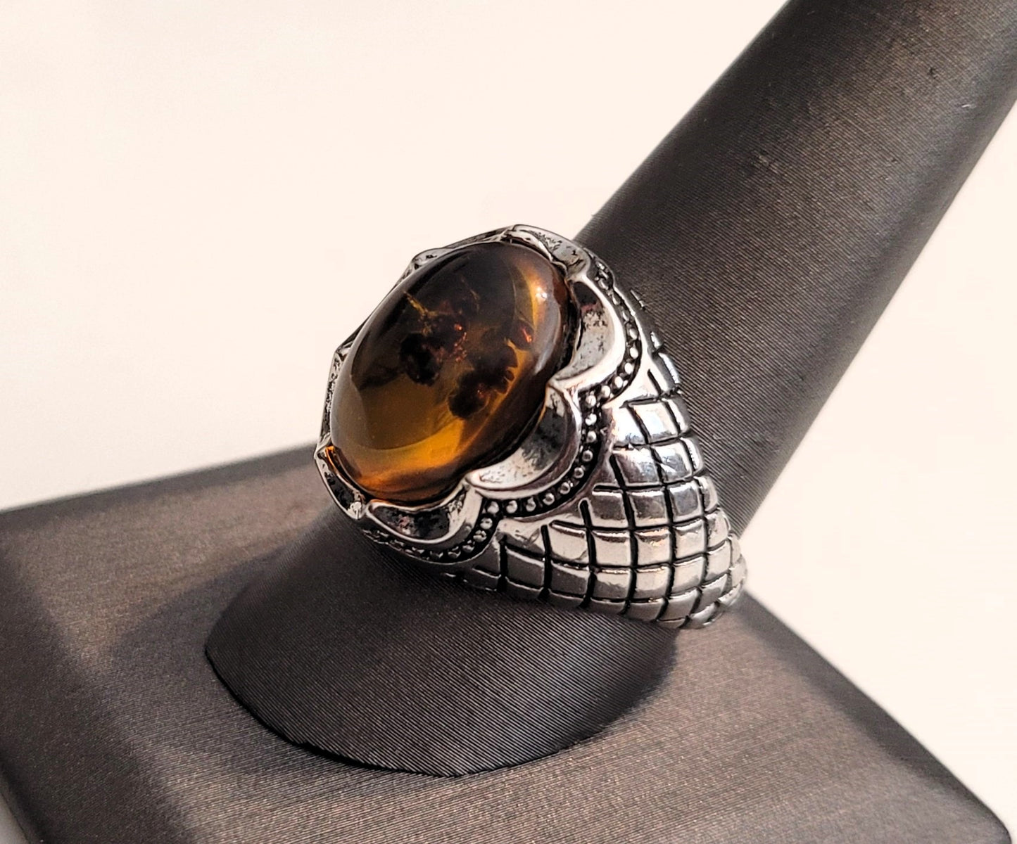 Men's Vintage Inlaid Yellow Amber Ant Fossil Silver Ring