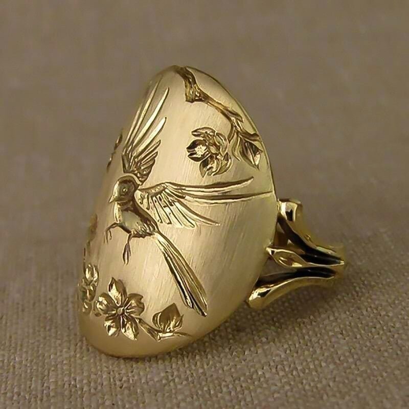 Oval Carving Golden Bird Spring Swallow Engraving Flower Ring