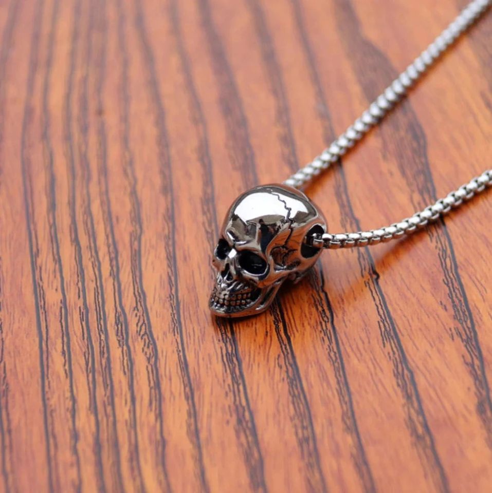 Men's Gothic Skull Pendant Silver Necklace & 24" Chain