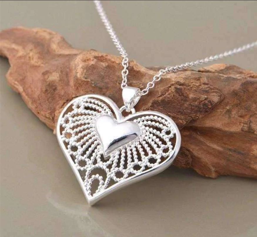 925 Sterling Silver Hollow Heart Shaped Retro Necklace