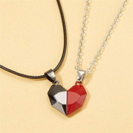 2pcs Magnetic Half Hearts Pendants Couples Promise Necklace Set