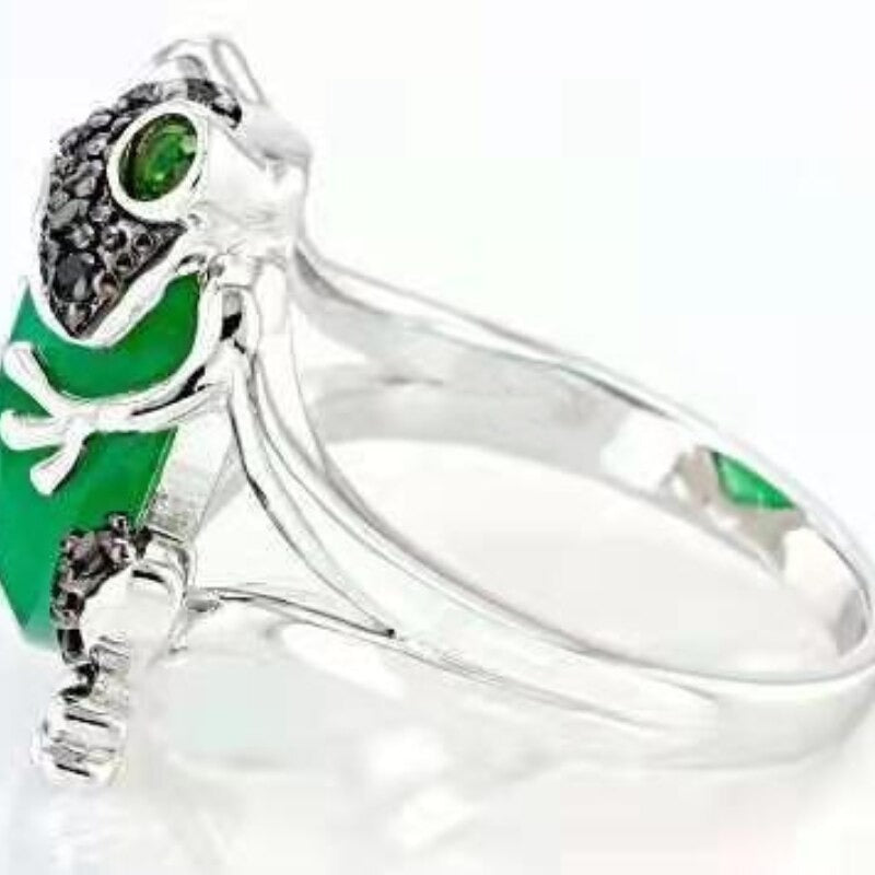 Lucky Green Frog with Gray Stones Unique Retro Silver Ring