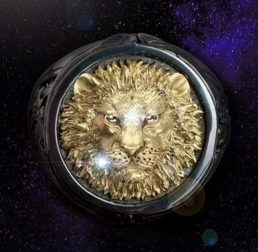 Sterling Silver Domineering Lion Head Retro Ring